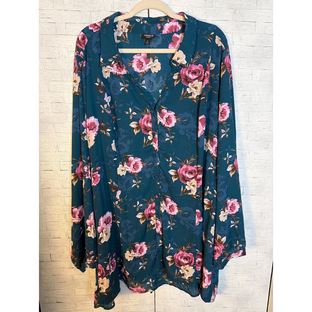 Torrid women's blouse 3/4 sleeves‎ floral feminine bohemian hippie plus size